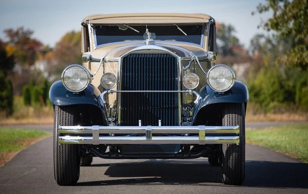 1930 Pierce-Arrow - Image 2 of 17