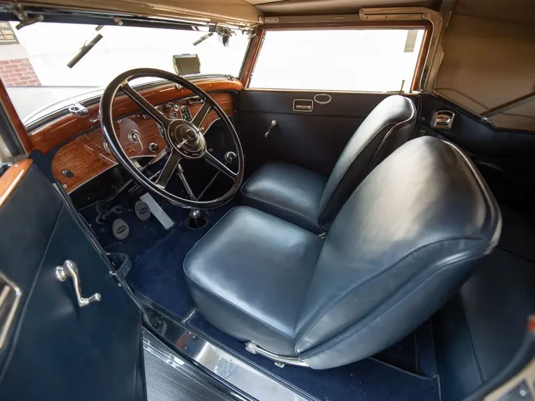 1930 Pierce-Arrow - Image 5 of 31