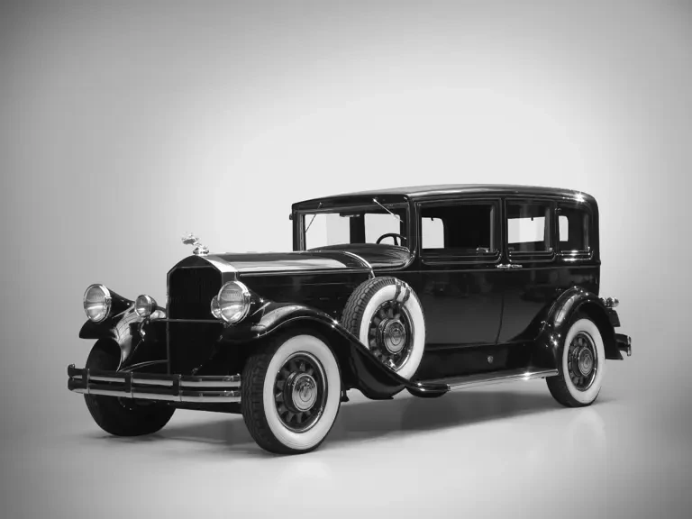 1930 Pierce-Arrow - Image 2 of 2