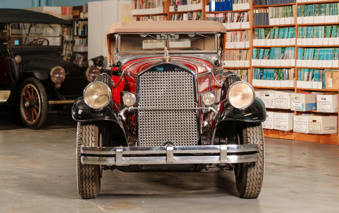 1930 Pierce-Arrow - Image 8 of 22