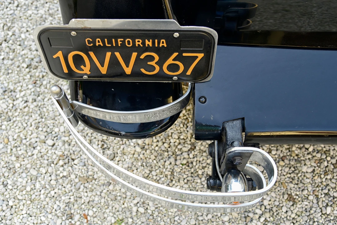 1930 Stutz Vertical Eight - Image 6 of 31