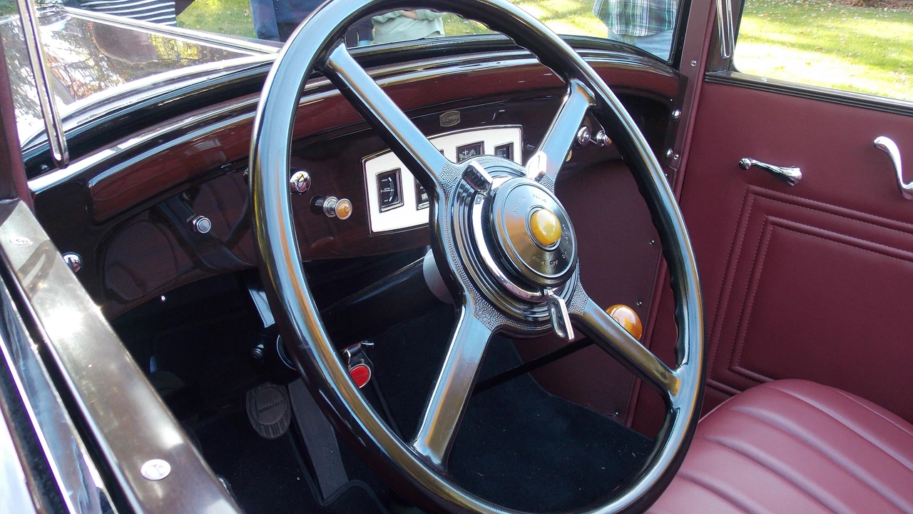 1930 Studebaker Commander - Image 6 of 31