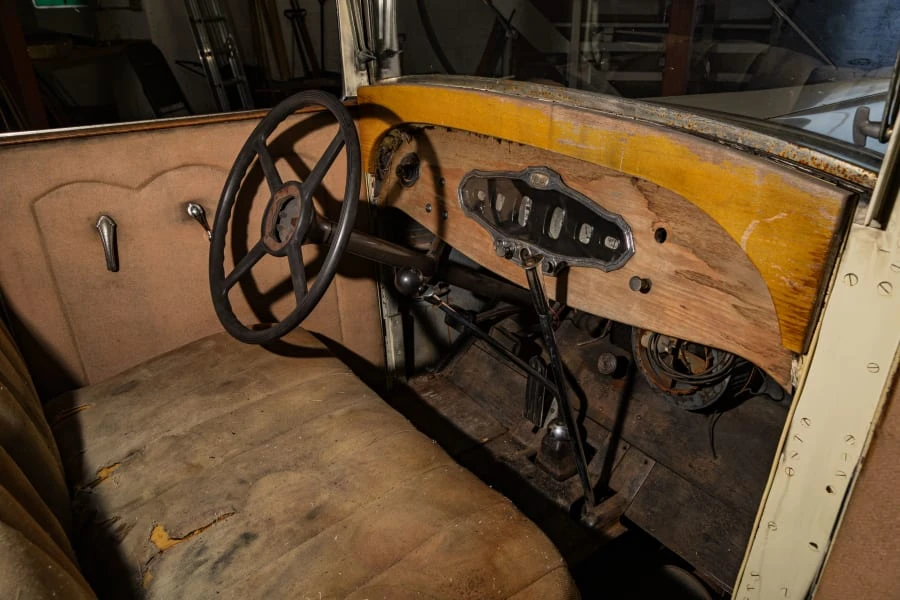 1930 Stutz Vertical Eight - Image 14 of 27