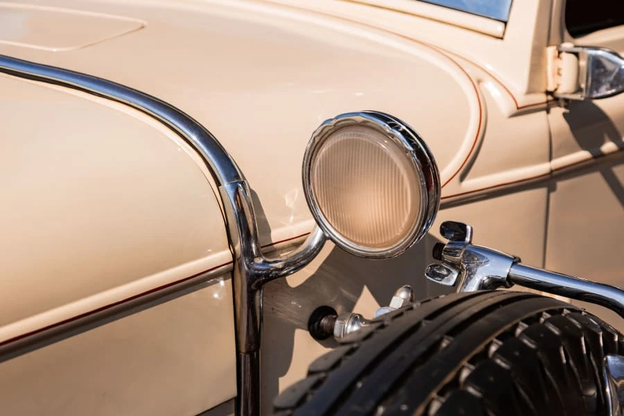 1930 Stutz Vertical Eight - Image 14 of 31