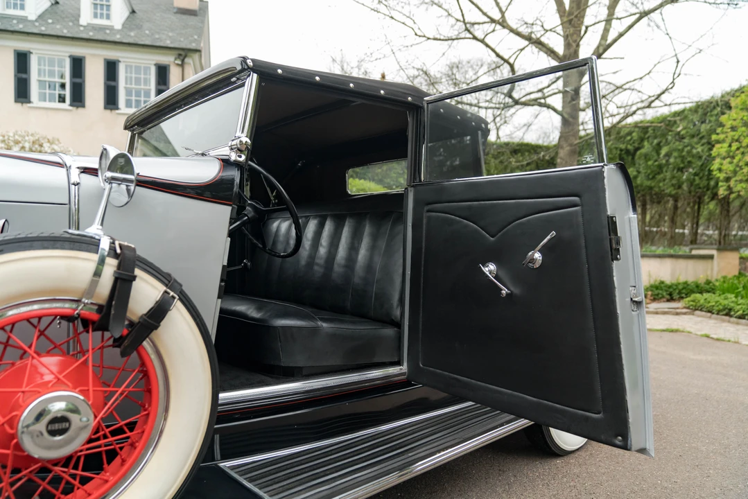 1931 Auburn Eight - Image 15 of 31