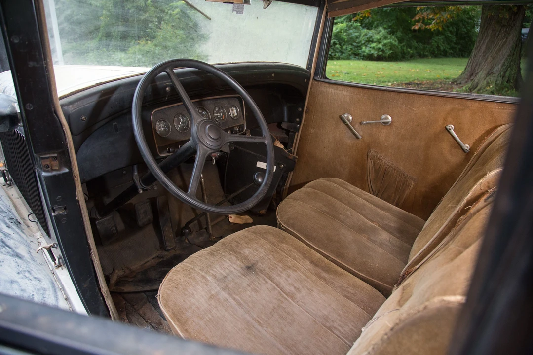 1931 Auburn Eight - Image 2 of 14