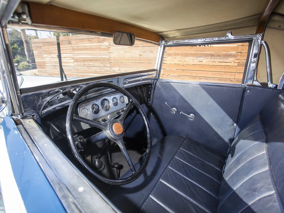 1931 Auburn Eight - Image 16 of 20