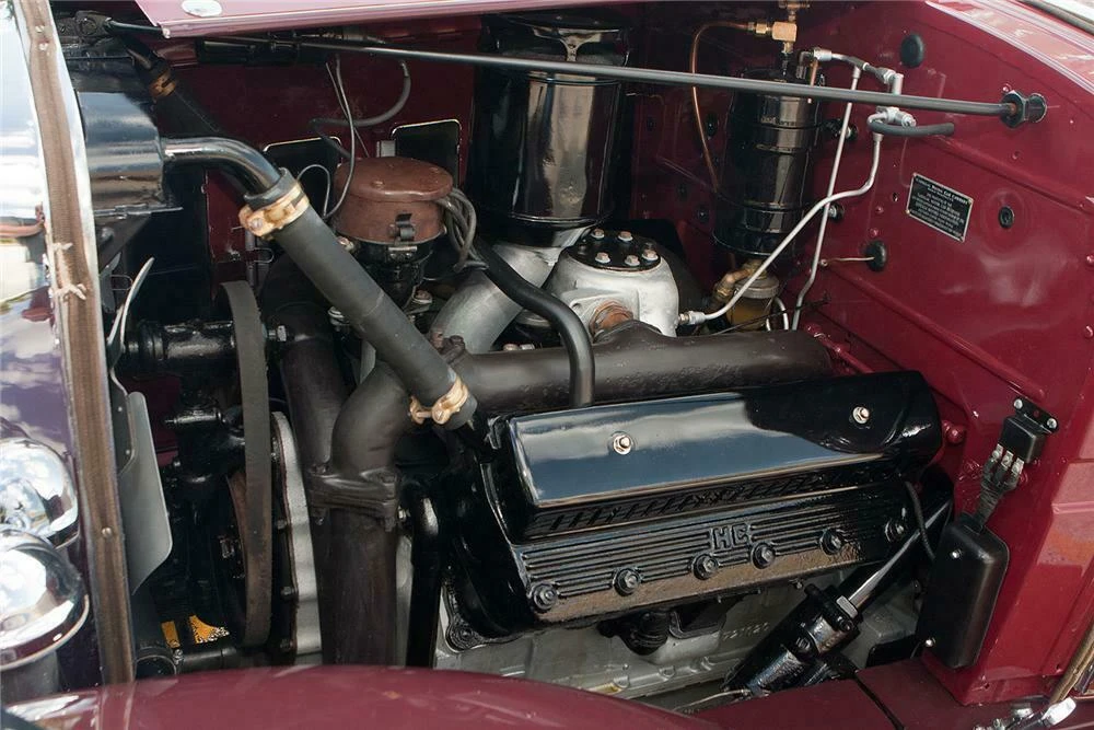 1931 Cadillac V-12 - Image 2 of 5