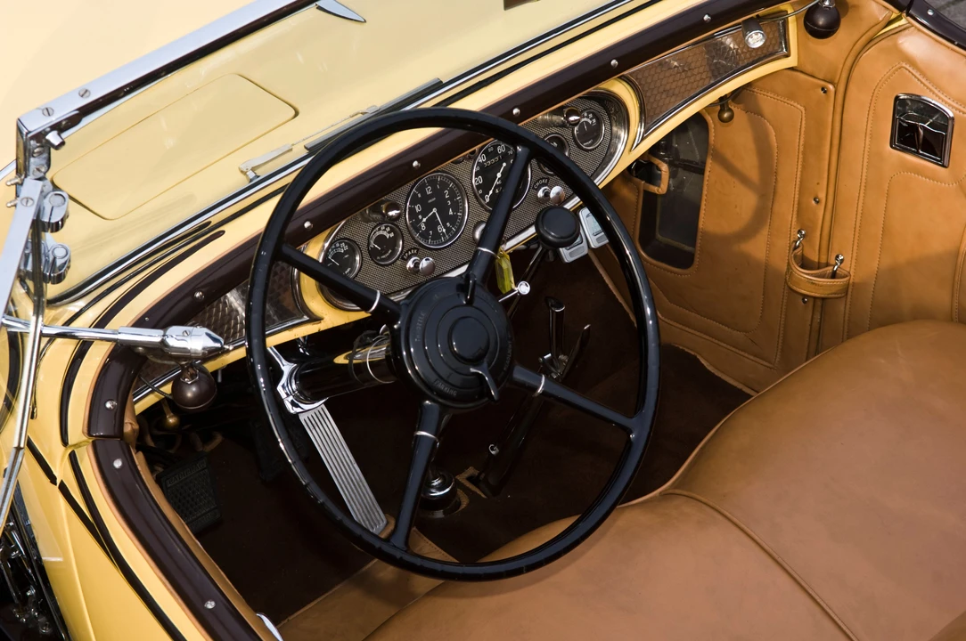 1931 Cadillac V-12 - Image 10 of 18