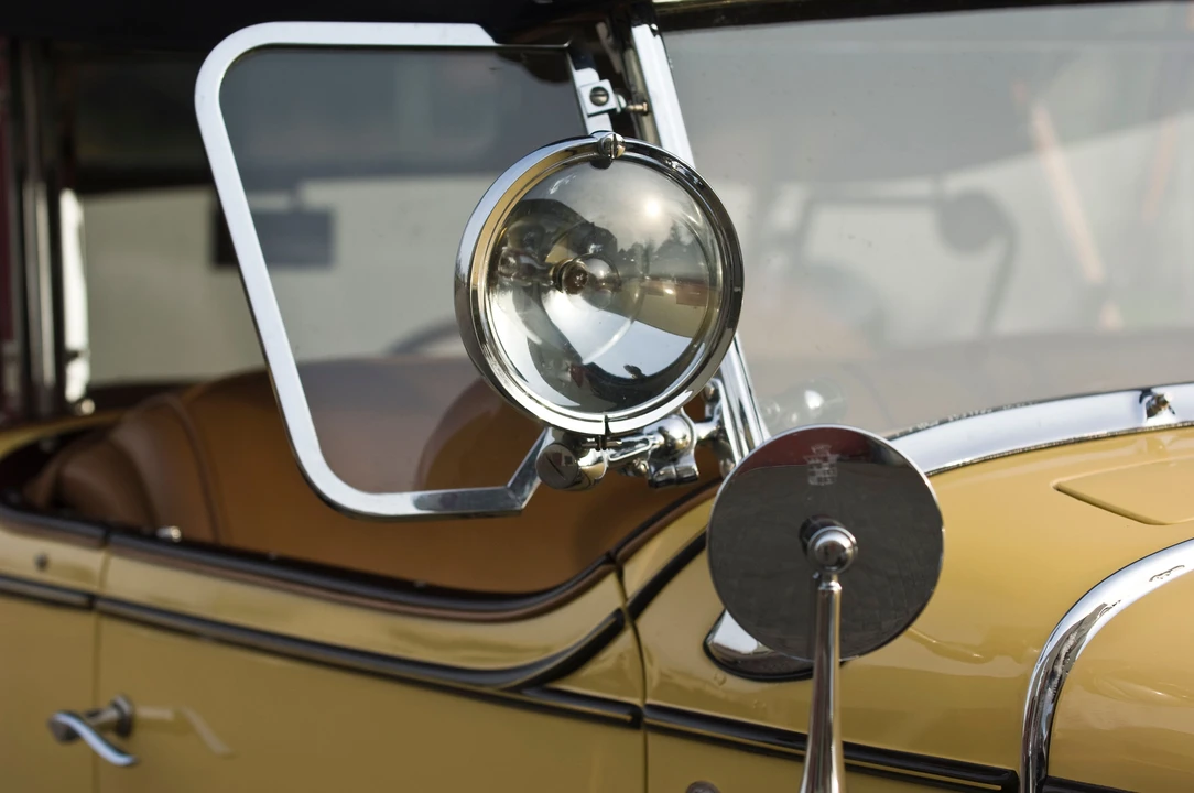 1931 Cadillac V-12 - Image 6 of 18