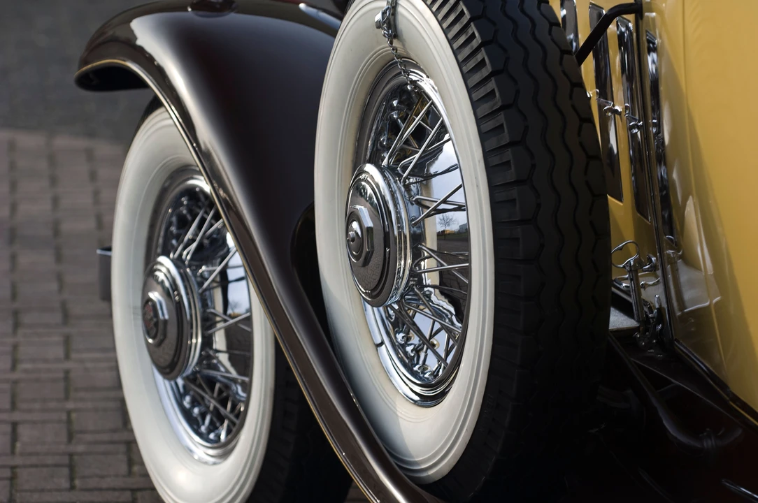 1931 Cadillac V-12 - Image 4 of 18
