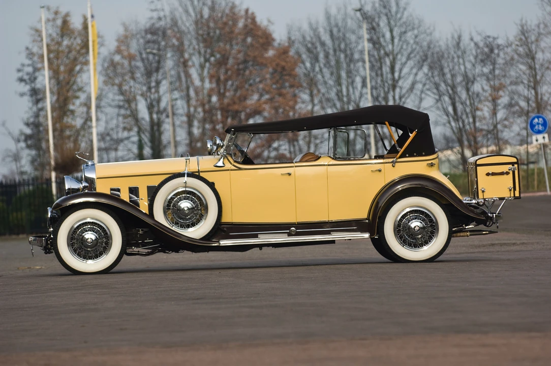 1931 Cadillac V-12 - Image 3 of 18