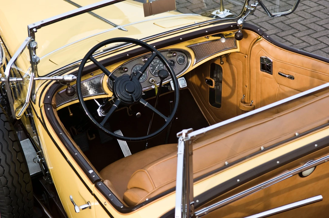1931 Cadillac V-12 - Image 13 of 18