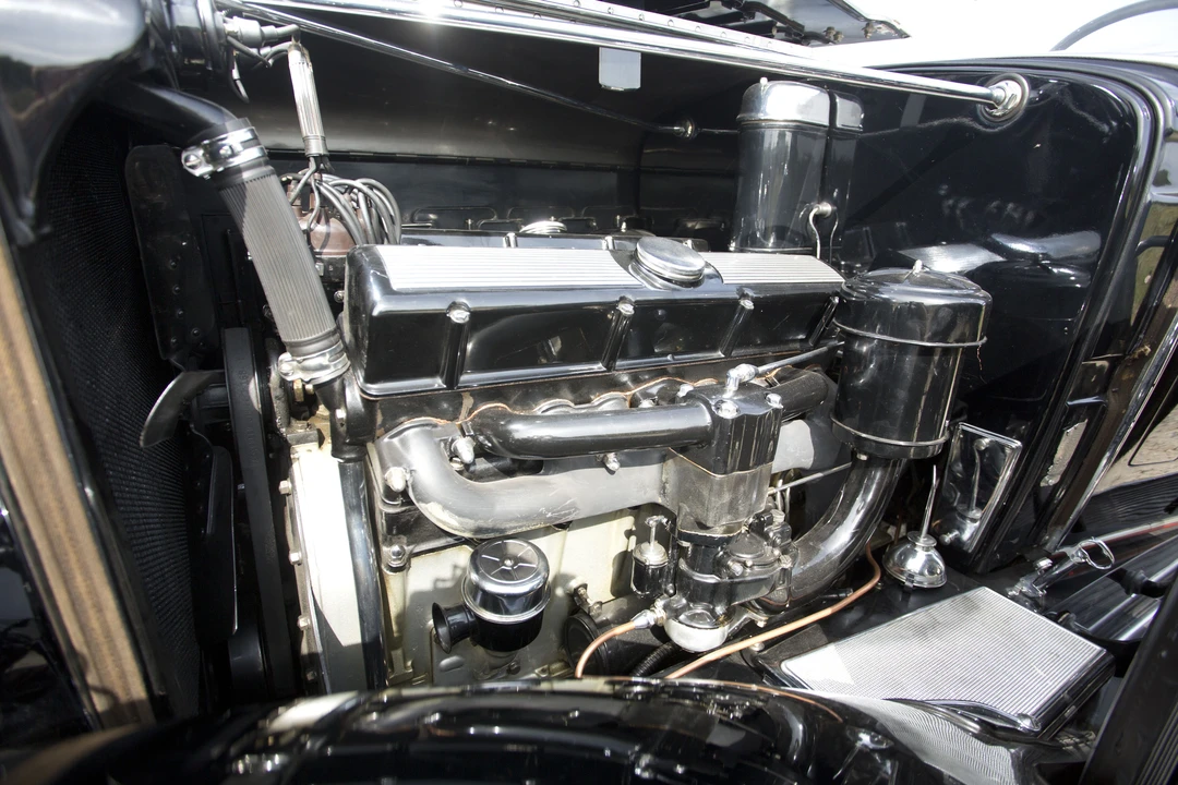 1931 Cadillac V-12 - Image 13 of 30