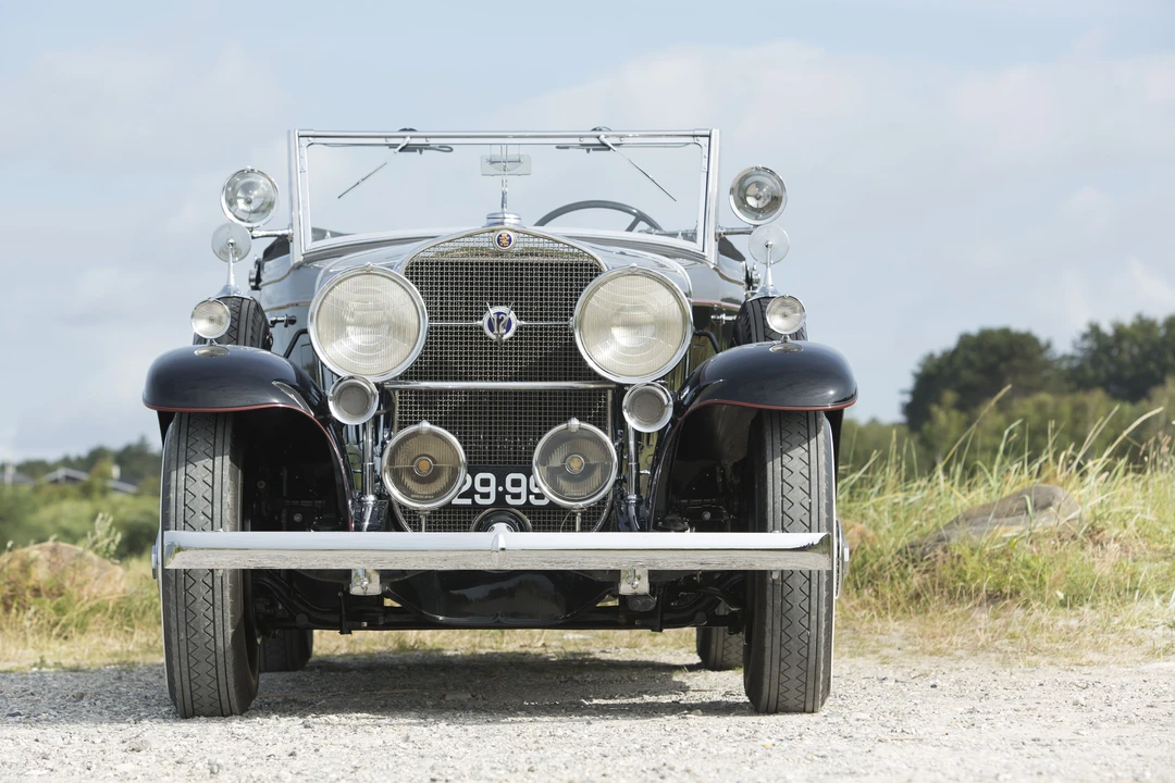 1931 Cadillac V-12 - Image 4 of 30