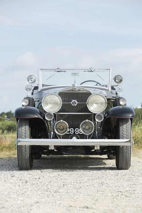 1931 Cadillac V-12 - Image 3 of 30