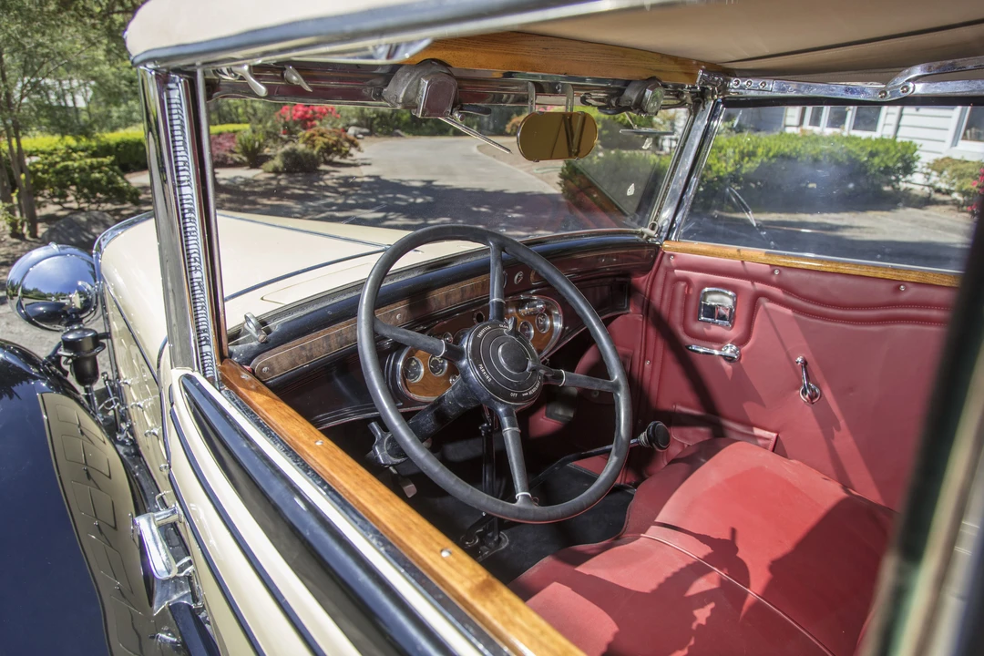 1931 Cadillac V-12 - Image 24 of 31