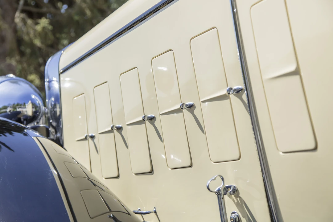 1931 Cadillac V-12 - Image 13 of 31