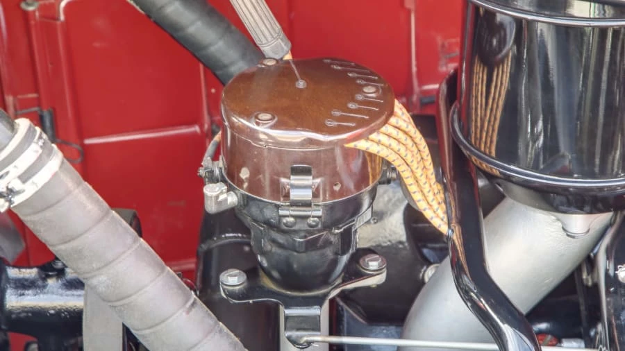 1931 Cadillac V-12 - Image 10 of 20