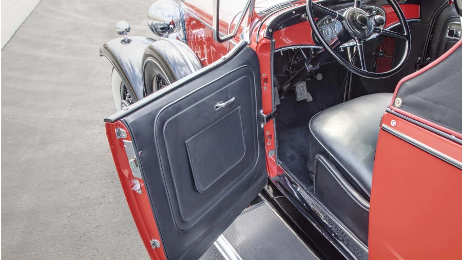 1931 Cadillac V-12 - Image 15 of 20