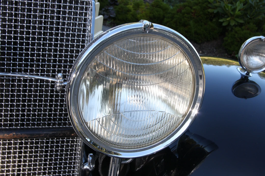 1931 Cadillac V-12 - Image 24 of 25