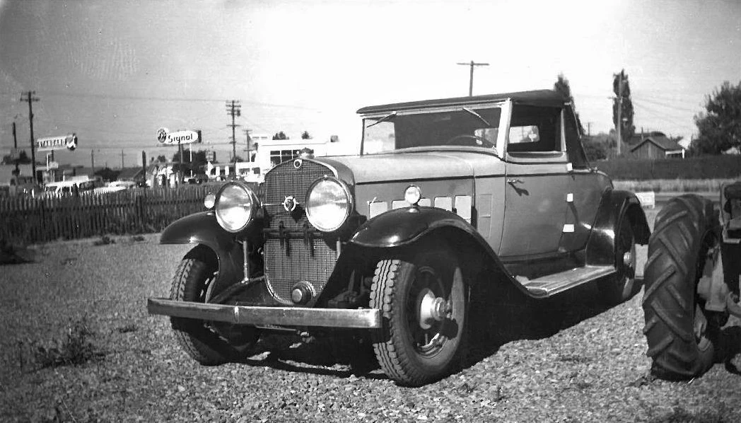 1931 Cadillac V-12 - Image 2 of 25