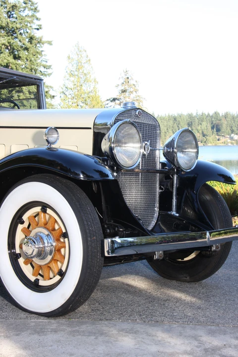 1931 Cadillac V-12 - Image 4 of 25
