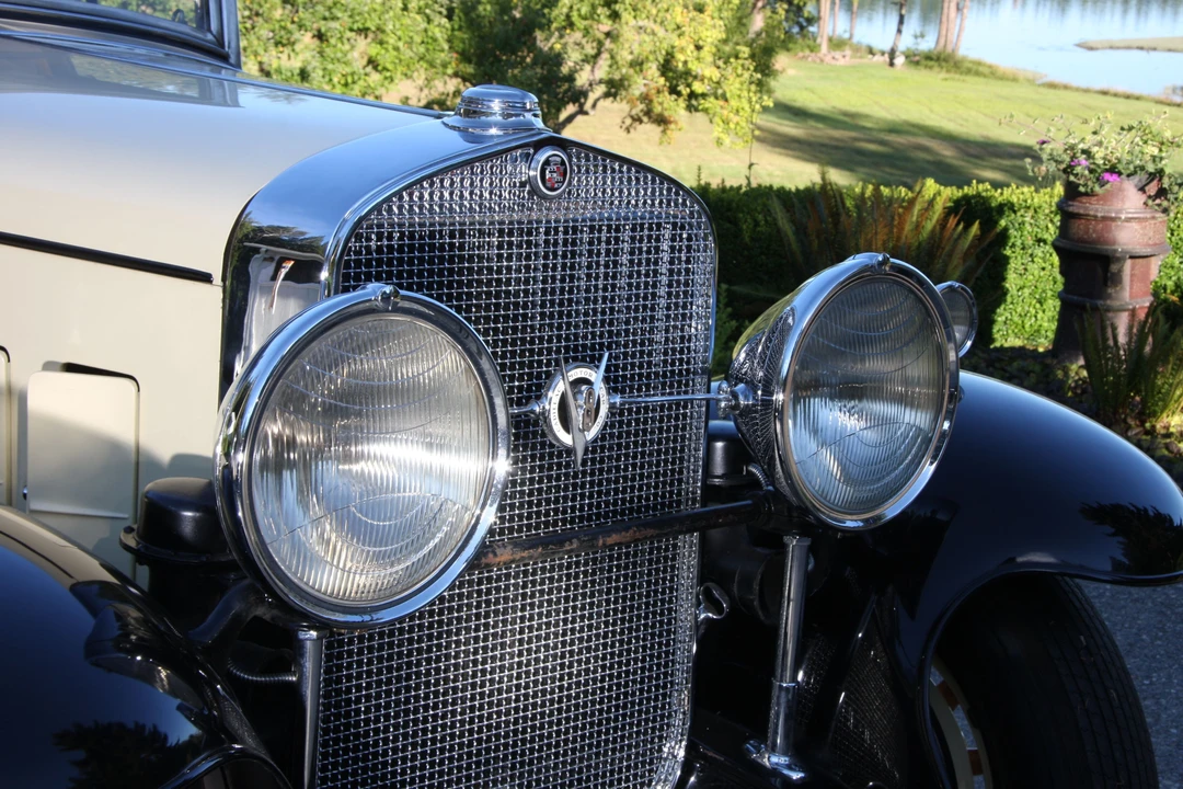 1931 Cadillac V-12 - Image 25 of 25