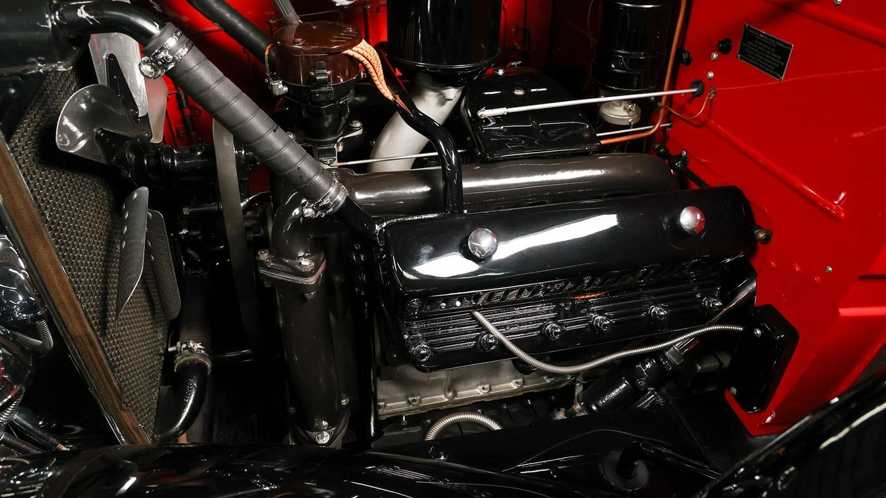 1931 Cadillac V-12 - Image 31 of 31