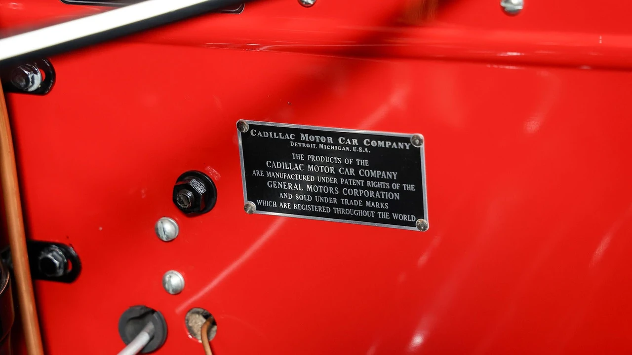 1931 Cadillac V-12 - Image 30 of 31