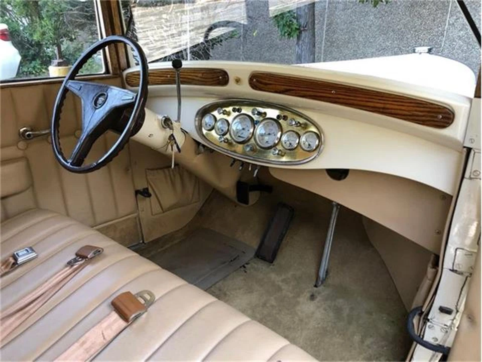 1931 Cadillac V-12 - Image 15 of 25