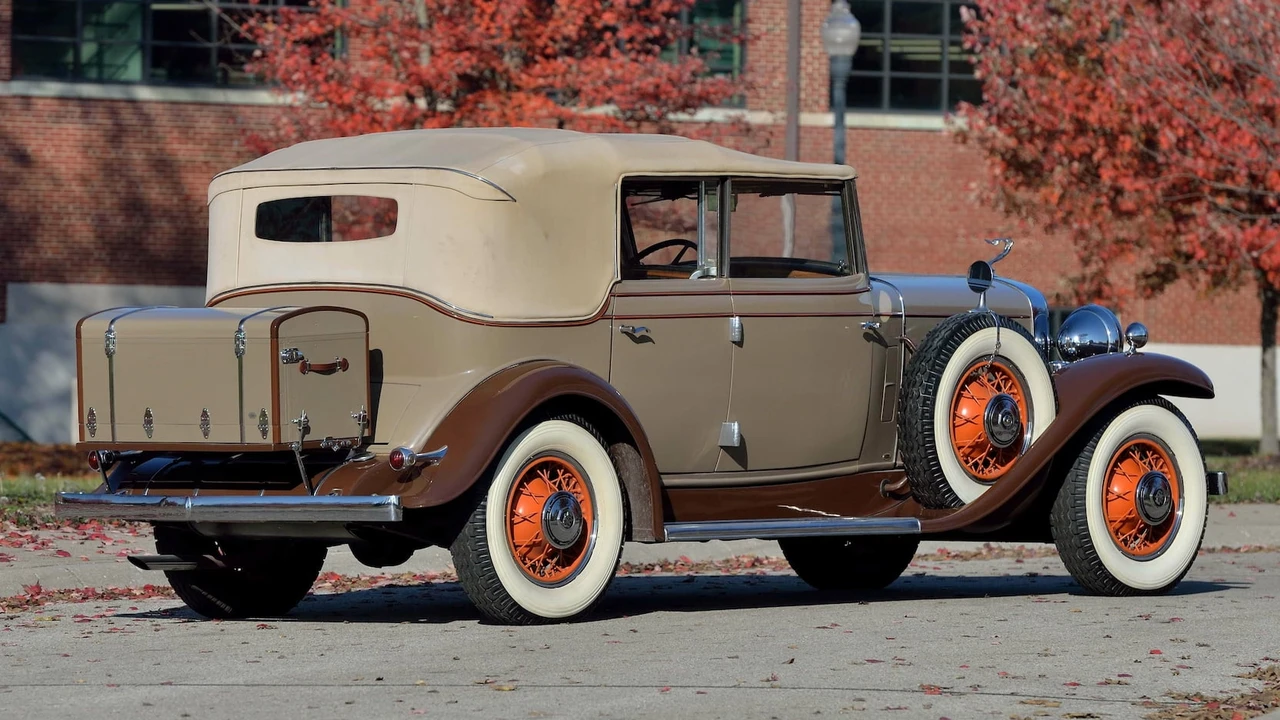 1931 Cadillac V-12 - Image 3 of 31