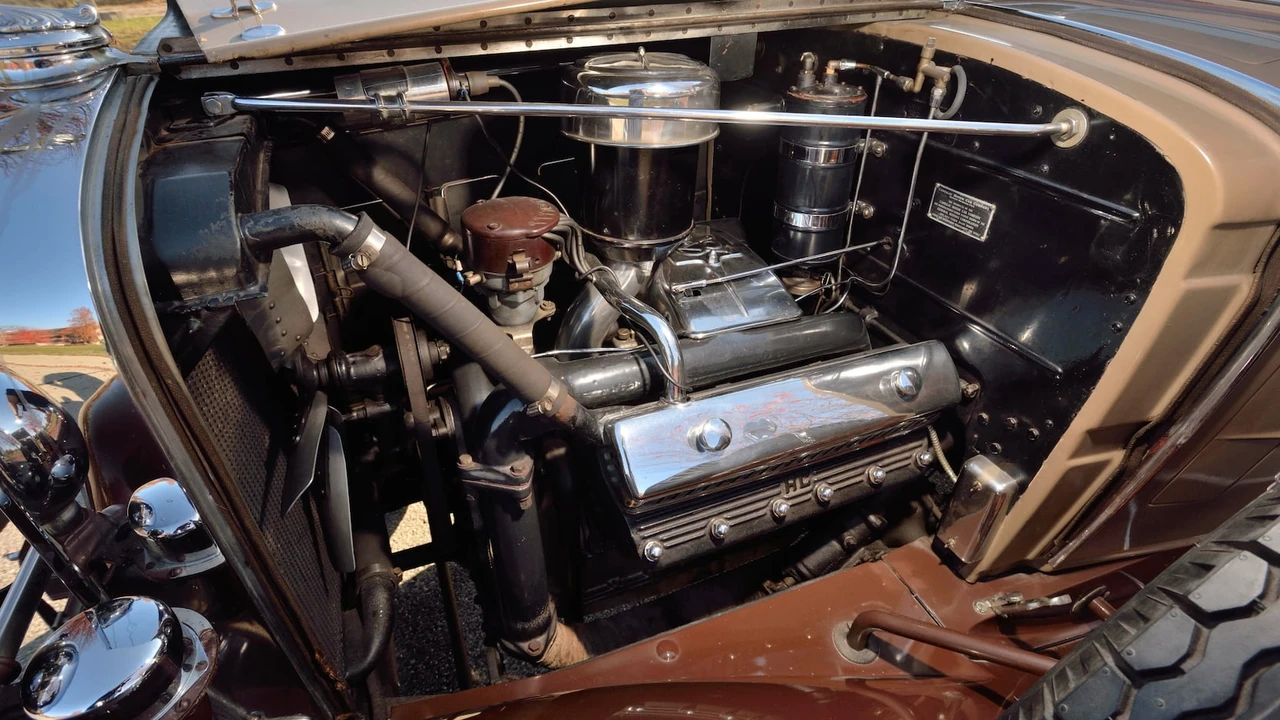1931 Cadillac V-12 - Image 6 of 31