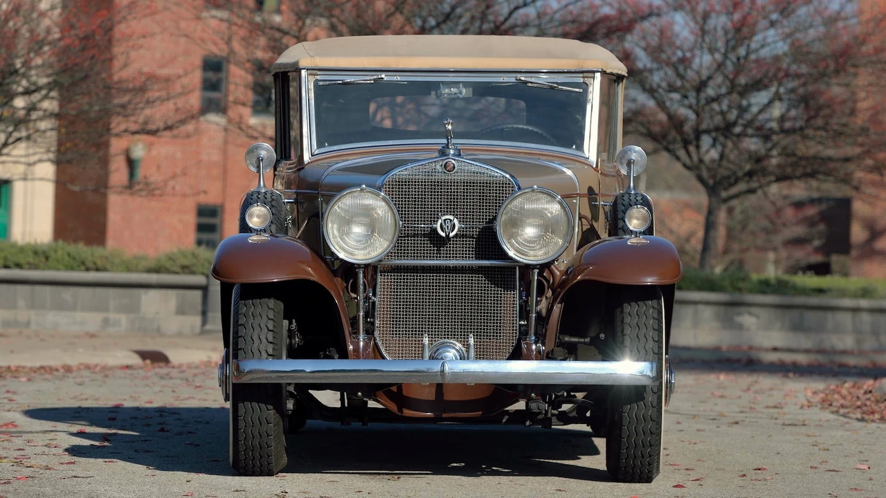 1931 Cadillac V-12 - Image 14 of 31