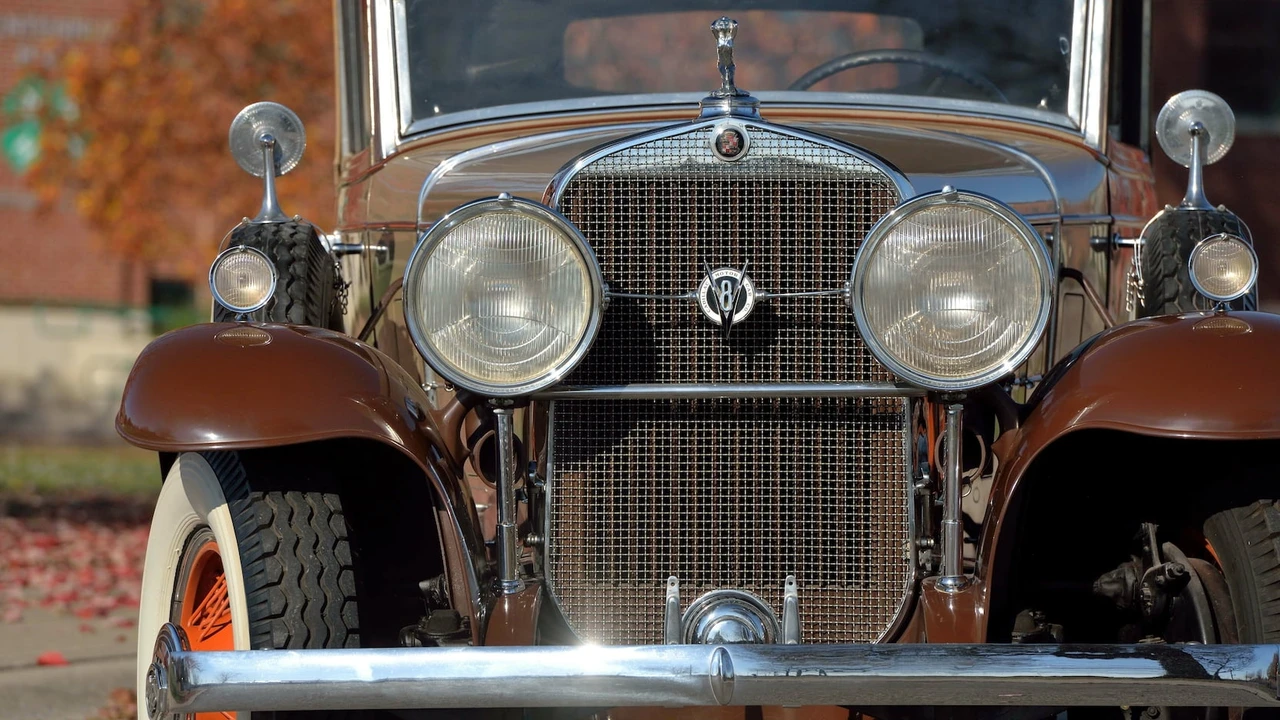 1931 Cadillac V-12 - Image 23 of 31