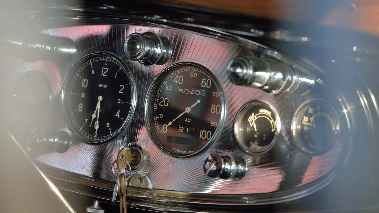 1931 Cadillac V-12 - Image 28 of 31