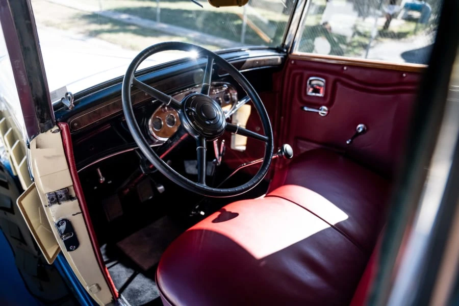 1931 Cadillac V-12 - Image 18 of 28
