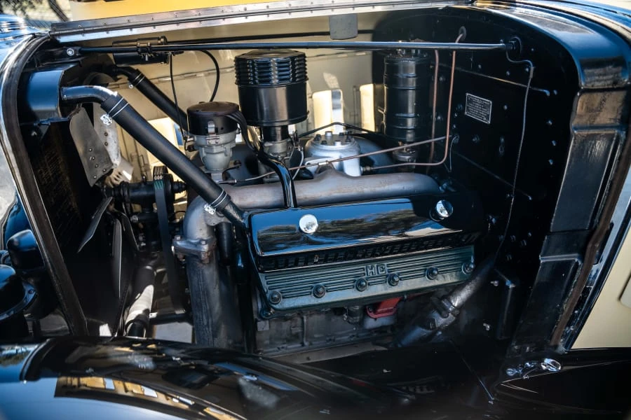 1931 Cadillac V-12 - Image 25 of 28