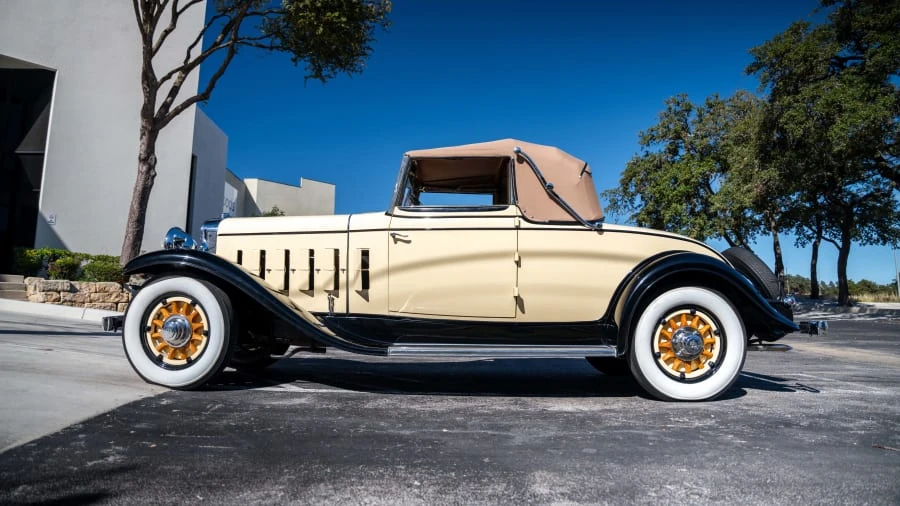 1931 Cadillac V-12 - Image 2 of 28