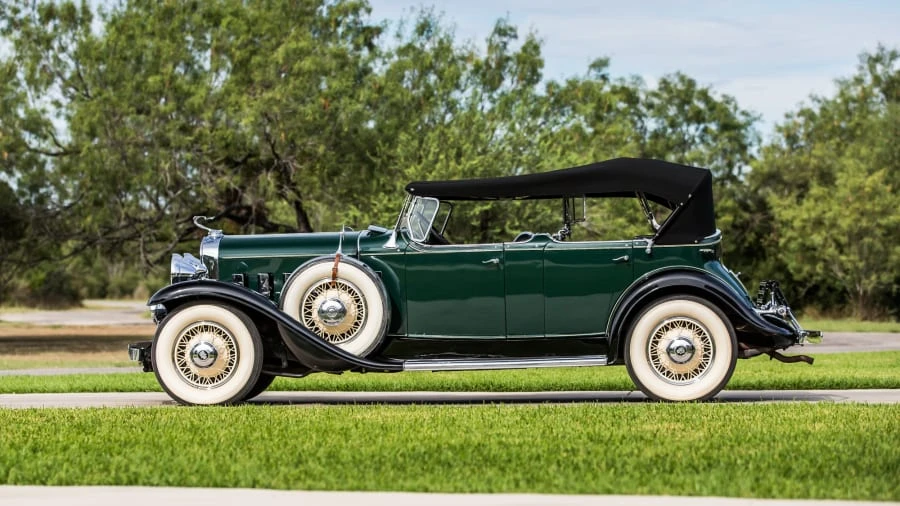 1931 Cadillac V-12 - Image 2 of 12