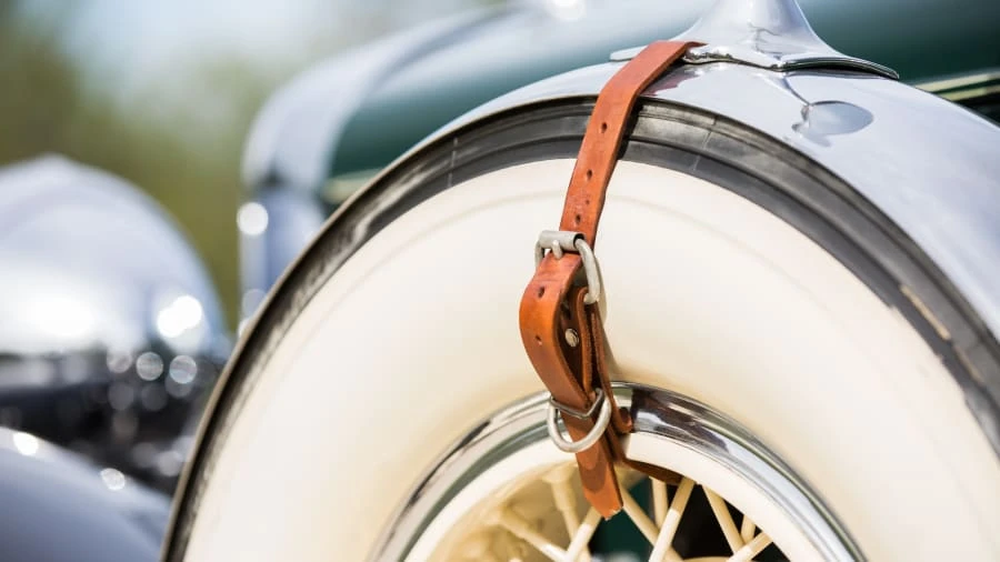1931 Cadillac V-12 - Image 9 of 12