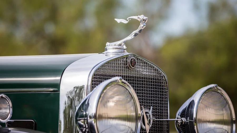 1931 Cadillac V-12 - Image 10 of 12