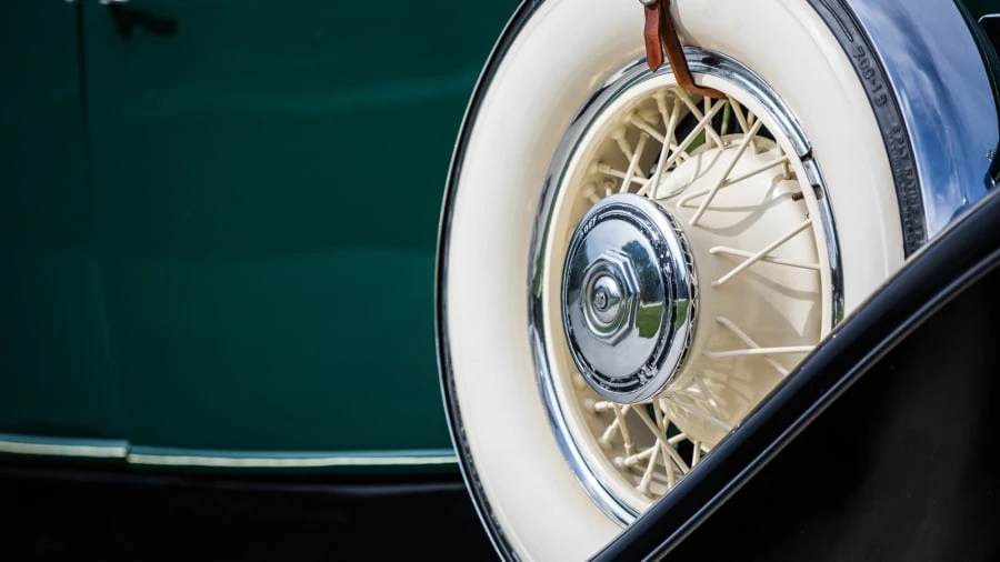 1931 Cadillac V-12 - Image 11 of 12
