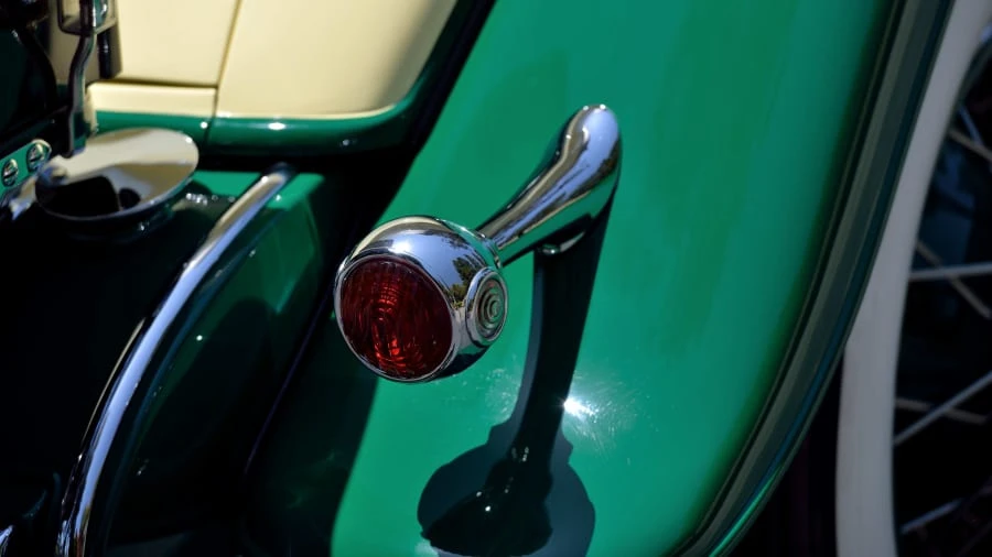 1931 Cadillac V-12 - Image 16 of 20
