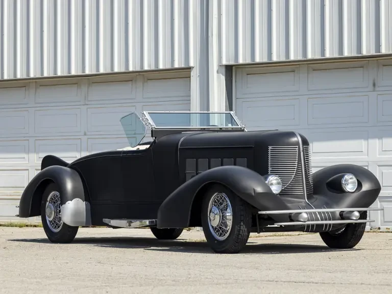 1931 Cadillac V-12 - Image 2 of 23