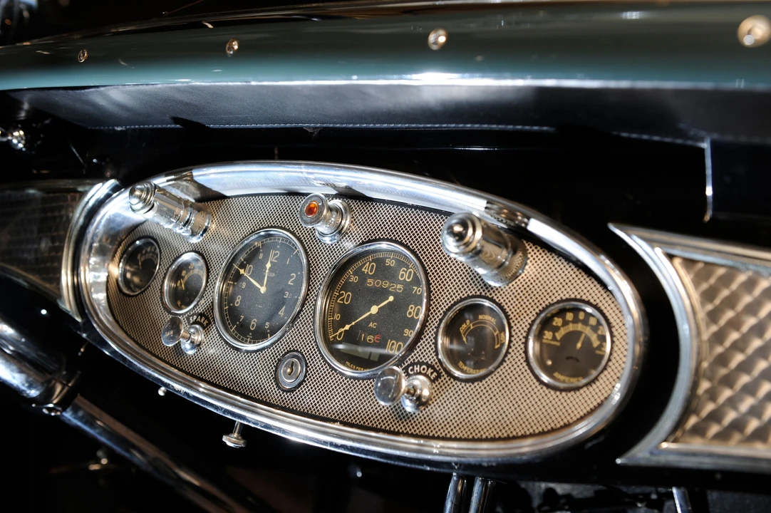 1931 Cadillac V-12 - Image 7 of 10