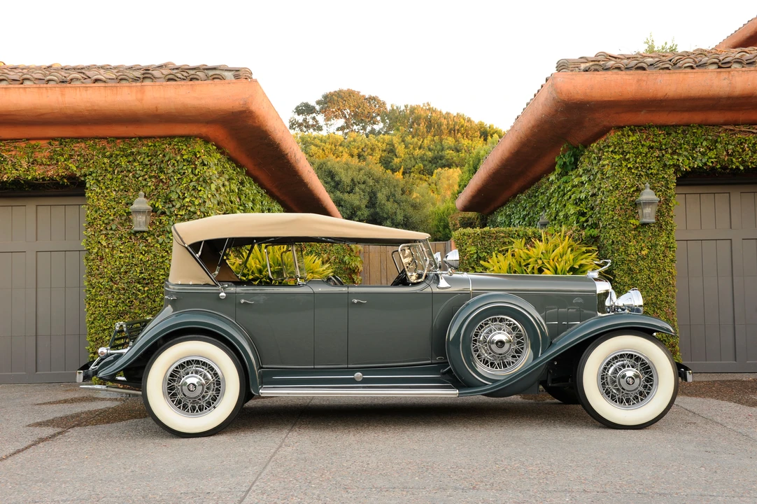 1931 Cadillac V-12 - Image 10 of 10