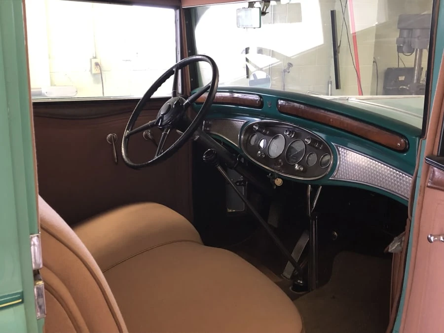 1931 Cadillac V-12 - Image 3 of 12