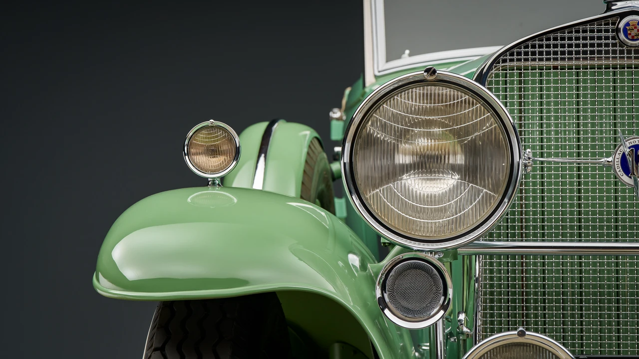 1931 Cadillac V-12 - Image 25 of 31