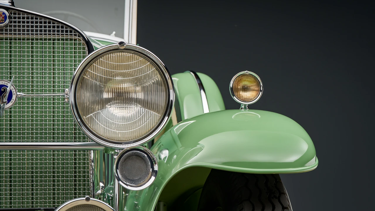 1931 Cadillac V-12 - Image 24 of 31